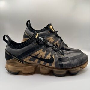 Nike 2019 Vapormax Black and Gold